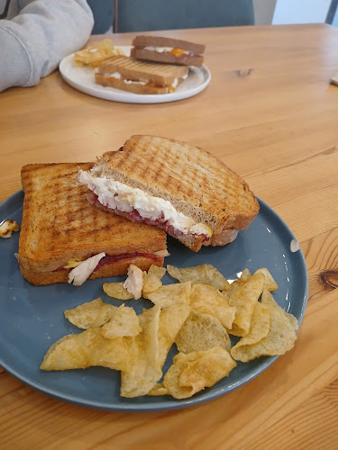 Wild Oak Cafe - Armstrong