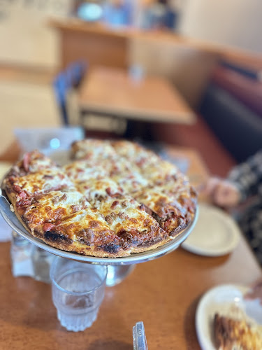 Comentarii opinii despre Capital Pizza and steak house