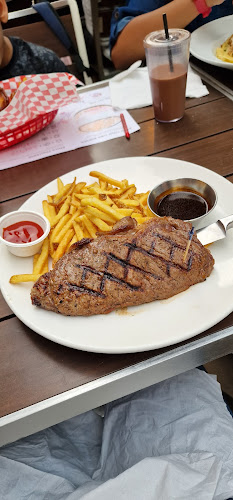 144 Front St W, Toronto, ON M5J 2L7