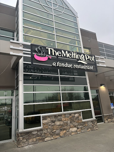 2920 Calgary Trail NW #117, Edmonton, AB T6J 7C2