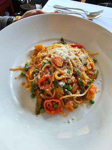 1509 Marine Dr, North Vancouver, BC V7P 1T7