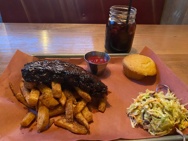 999 Marine Dr, North Vancouver, BC V7P 1S4