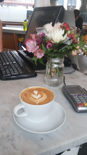 Gene Coffee Bar - Vancouver