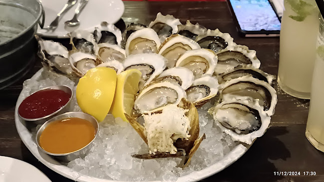 Chewies Oyster Bar Kitsilano - Vancouver