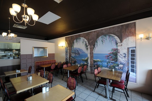 Queenz Family Restaurant - Cambridge