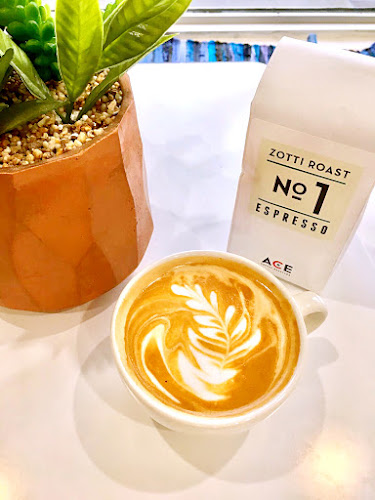 Cat Cafe on Whyte - Edmonton