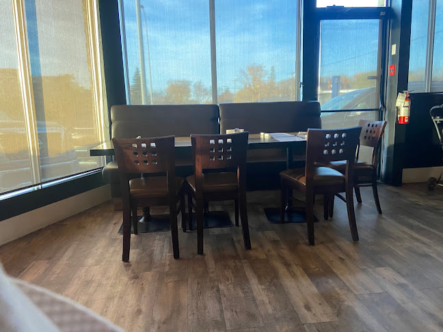 The Proper Eats & Drinks - Lloydminster