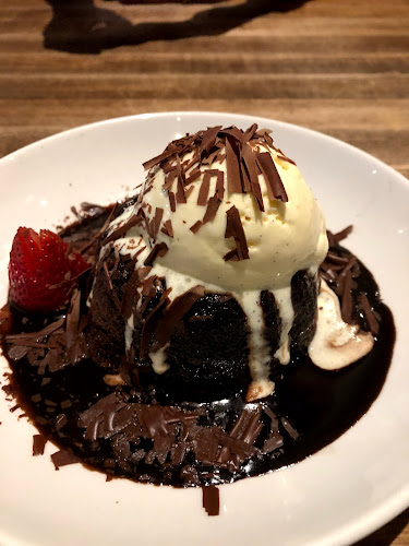 Moxies Scarborough Restaurant - Hospitality and gastronomy