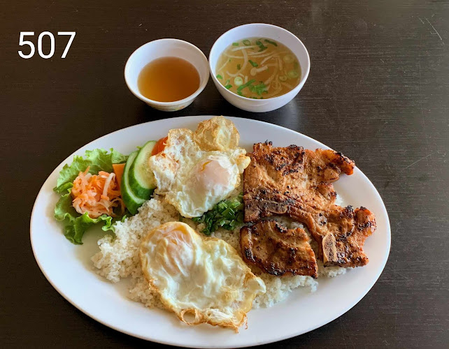 Pho Ngon - Hospitality and gastronomy