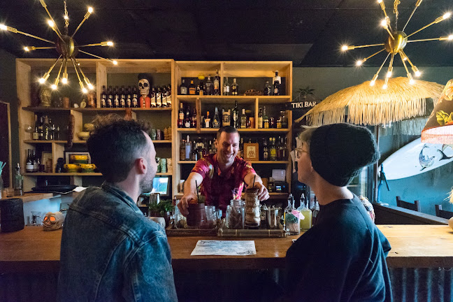 Comentarii opinii despre The Grand Surf Lounge