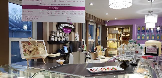 Cupcake Junkie Dessert Bakery Whitby - Hospitality and gastronomy