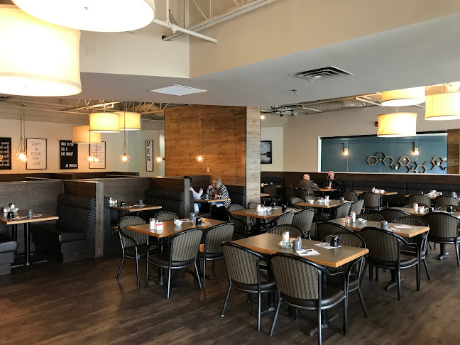 Headquarters Restaurant and Bar