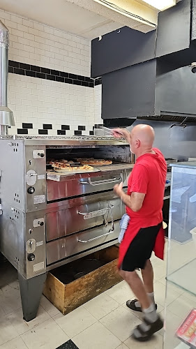 125 Preston St, Ottawa, ON K1R 7P3