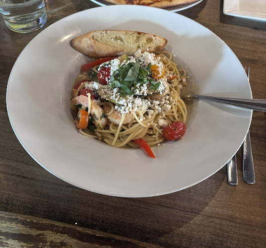 907 Victoria St N, Kitchener, ON N2B 3C3