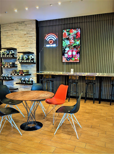 Comentarii opinii despre Shiny Tea - Richmond Center