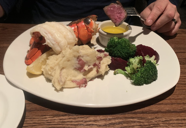 Comentarii opinii despre The Keg Steakhouse + Bar - Barrie