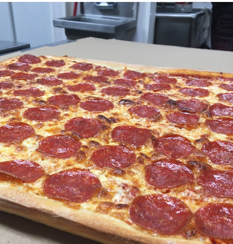 Pie Guys Pizzeria - Hospitality and gastronomy