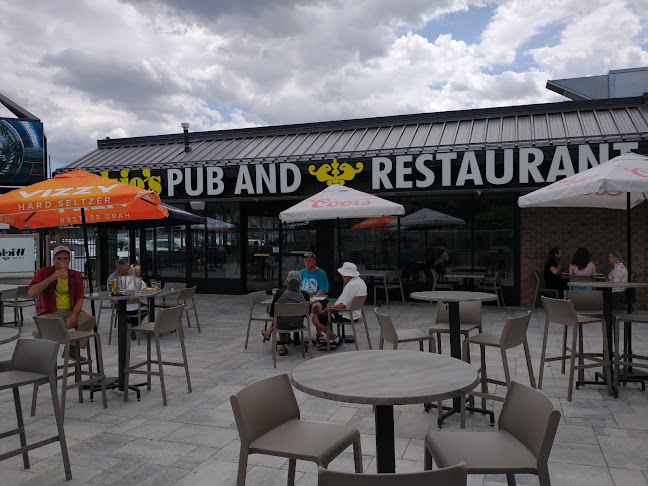 Wickie's Pub And Restaurant (Grove Location) - Hospitality and gastronomy