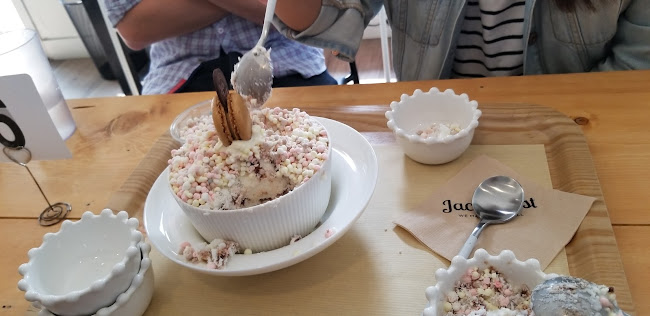 Comentarii opinii despre Jack Frost Cafe