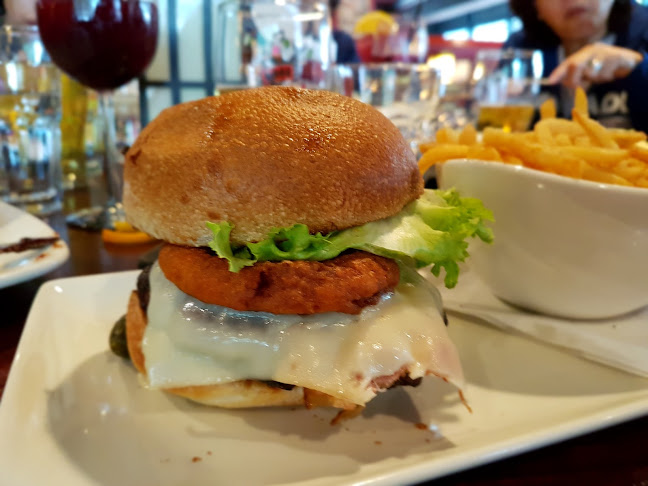 Bâton Rouge Grillhouse & Bar - Ottawa