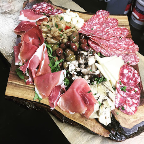 Opinii despre rugantino în Hamilton - Hospitality and gastronomy