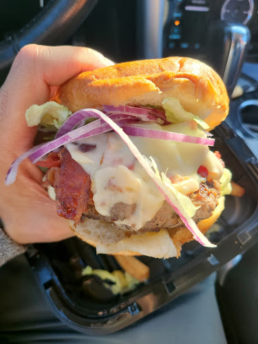 454 First Ave, Welland, ON L3C 6A7