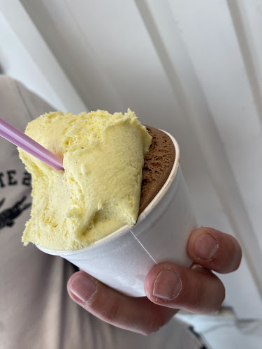 Nani's Gelato - Hospitality and gastronomy