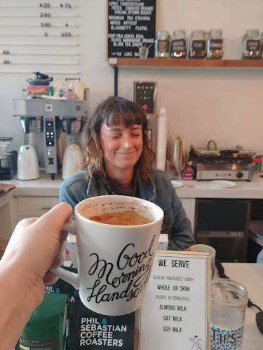 655 Front St, New Westminster, BC V3M 3J7