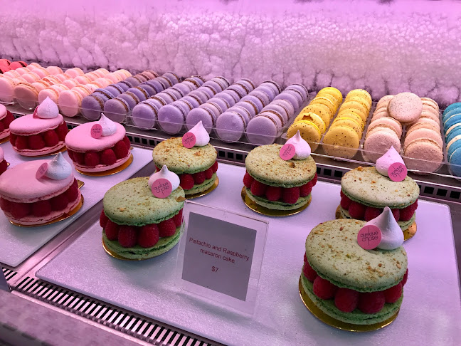 Quelque Chose - Ottawa