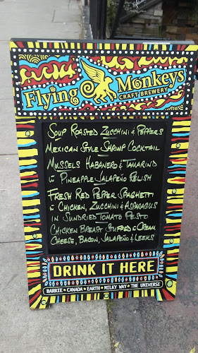 Comentarii opinii despre The Tilted Dog Pub & Kitchen