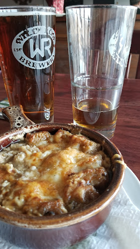 Comentarii opinii despre JJ's Neighbourhood Pub Calgary