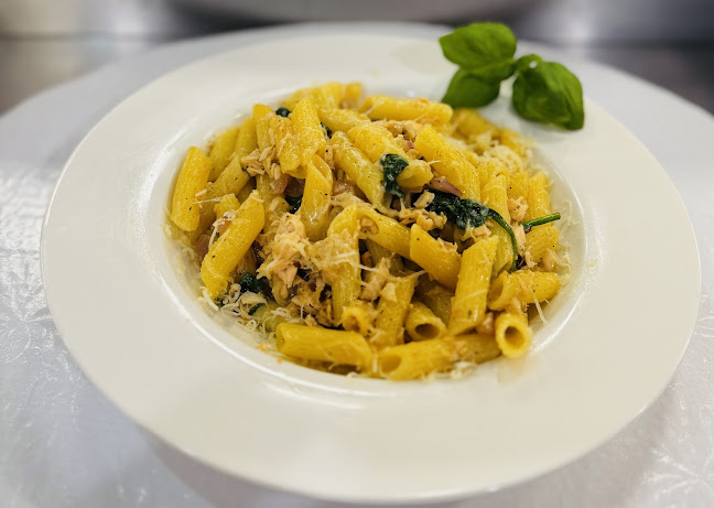 Angelo’s Italian Bakery & Market