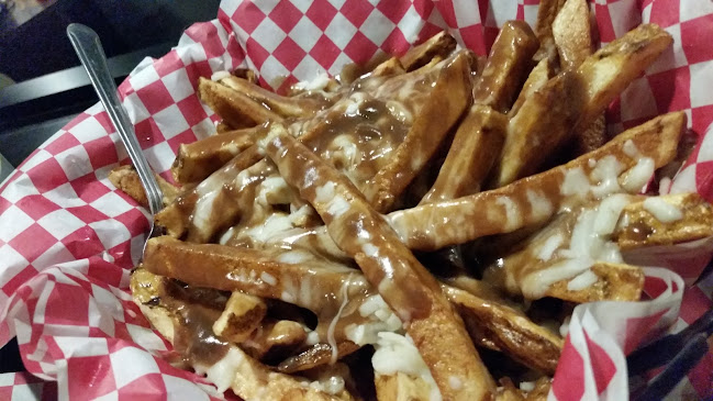 6240 Thorold Stone Rd, Niagara Falls, ON L2J 1A7