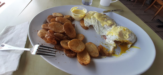 Flips Restaurant - Hospitality and gastronomy