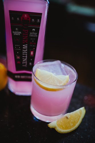 89 West St, Corner Brook, NL A2H 2Y6