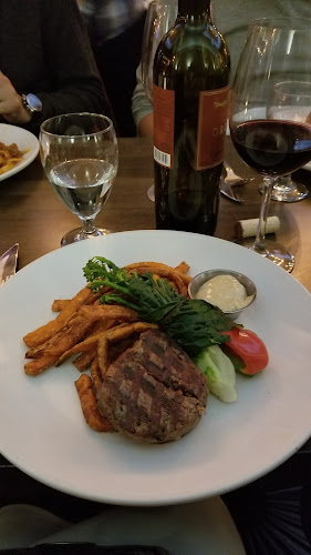 616 Vernon St, Nelson, BC V1L 4G2