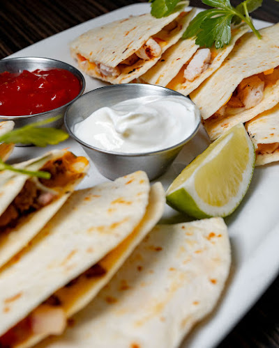 11066 156 St NW, Edmonton, AB T5P 4M8