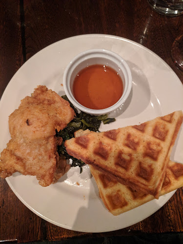 87 King St W, Kitchener, ON N2G 1X2