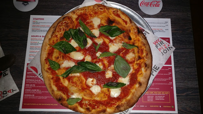 Pie Wood Fired Pizza Joint - Barrie South - Hospitality and gastronomy