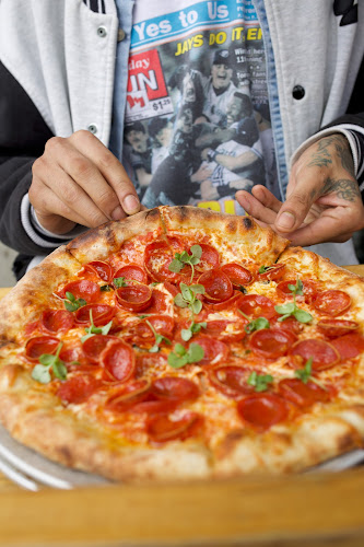 Belfast Love Public House - Hospitality and gastronomy