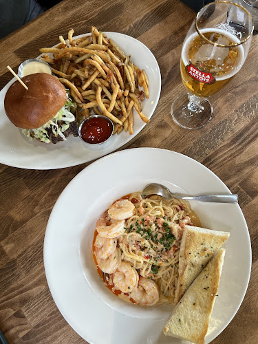 Cibo Waterfront Cafe - Hospitality and gastronomy