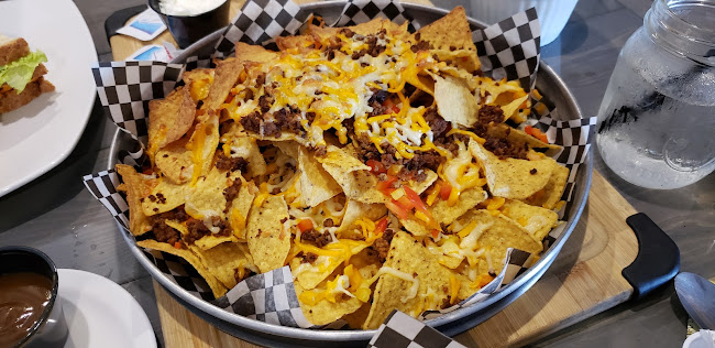 Opinii despre Baacos Bar & Grill în Thompson - Hospitality and gastronomy