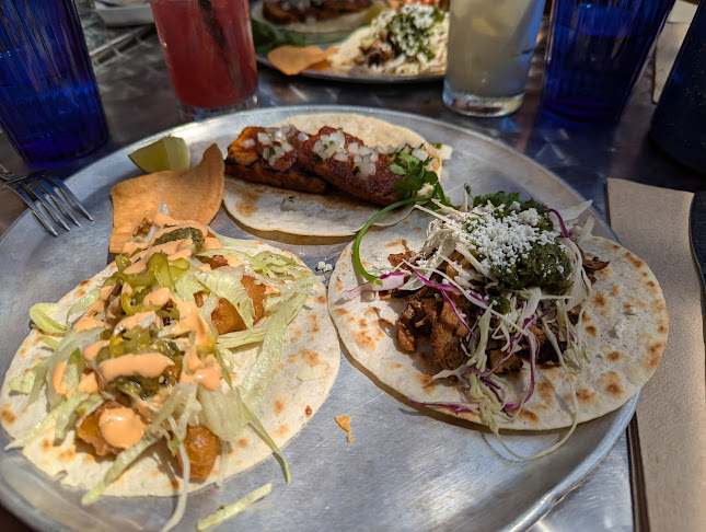 Casero Kitchen Table - Hospitality and gastronomy