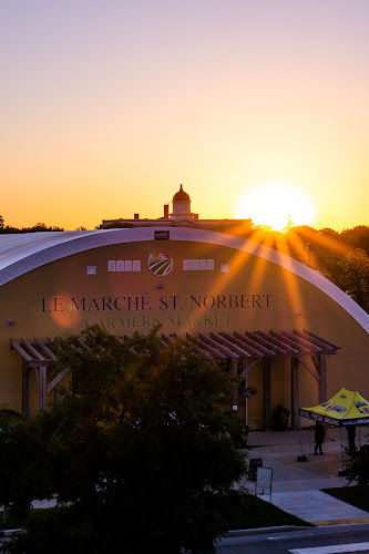 Le Marché St Norbert Farmers Market - Hospitality and gastronomy