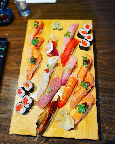 1450 George St, White Rock, BC V4B 4A3