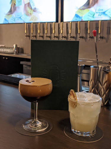 Opinii despre The Wood Tavern în Winnipeg - Hospitality and gastronomy