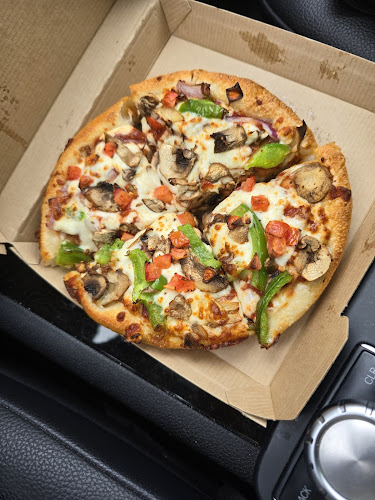 Pizza Hut - Hospitality and gastronomy