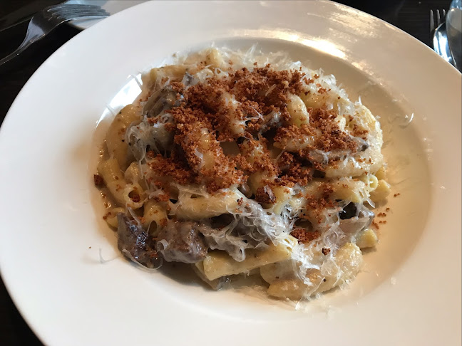 481 Richmond St, London, ON N6A 3E4