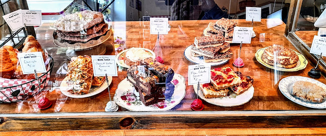 Comentarii opinii despre Britannia Bake Shop