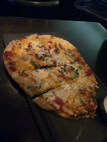 5940 Mullen Way, Edmonton, AB T6R 0R1